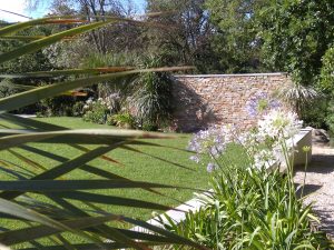 Un jardin dans la campagne de Bibémus